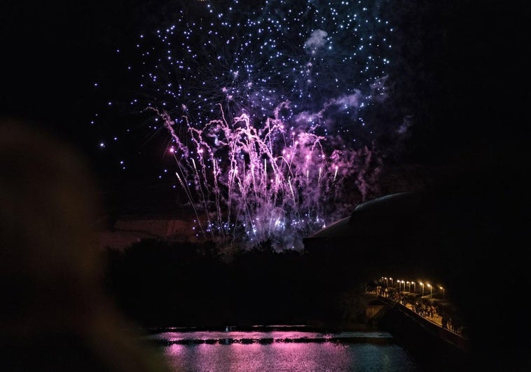 Places available on coach trip to Almuñécar fireworks